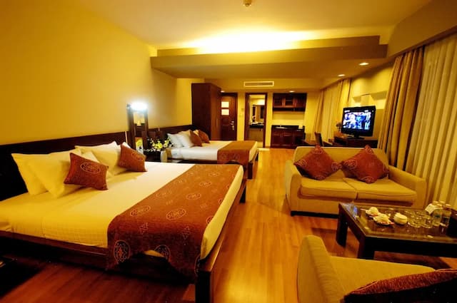 Asia Paradise Hotel-家庭房, 2 张双人床, 城市景观-3