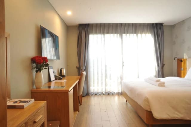 帝國西貢飯店-豪華客房-1