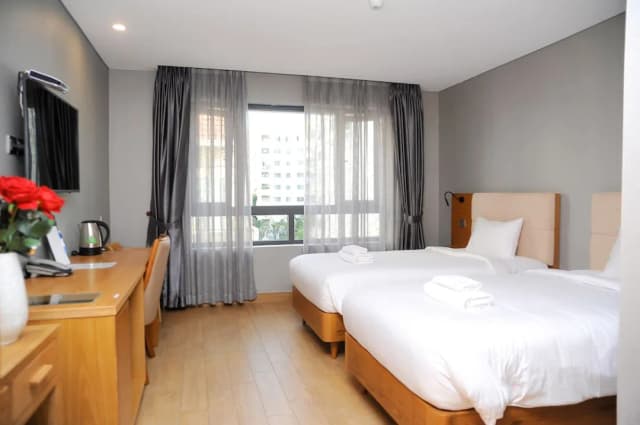 帝國西貢飯店-高級雙床房-6