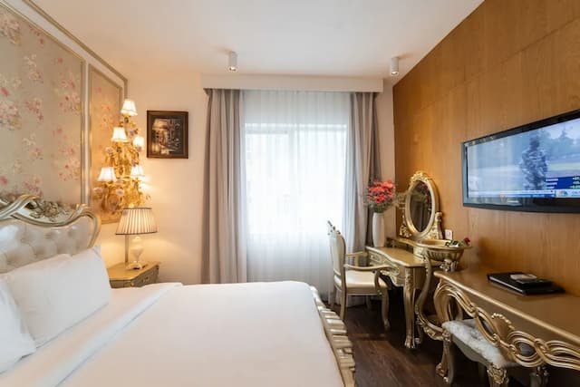 The White Hotel 8A Thai Van Lung-Suite, City View-1