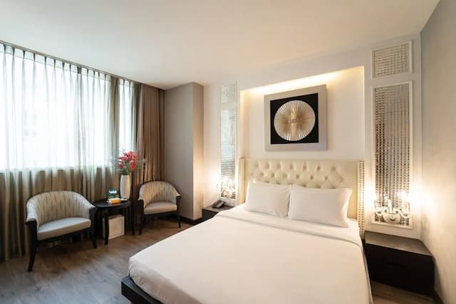 The White Hotel 8A Thai Van Lung-Executive Twin Room, City View-6