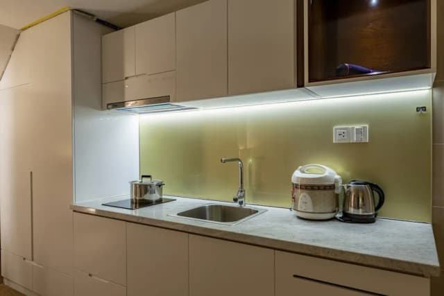 蘇蘇黃金樹飯店及出租公寓-開放式客房 (Basement Apartment)-8