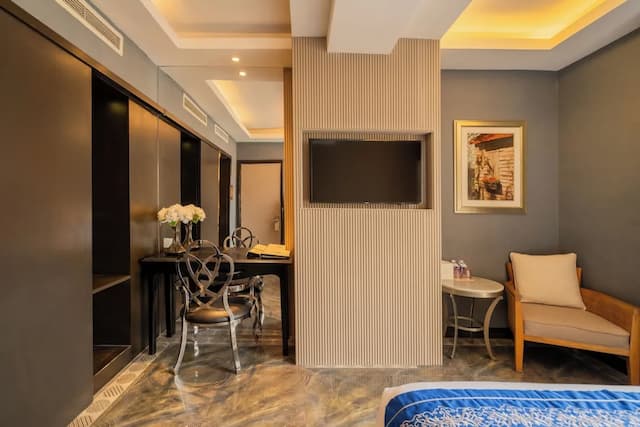 A&EM 호텔 44 판 보이 차우-Executive Double Room-3