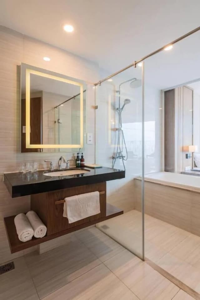 パノラマ ニャチャン セントラル コンドテル-エグゼクティブ ダブルルーム 浴槽-10