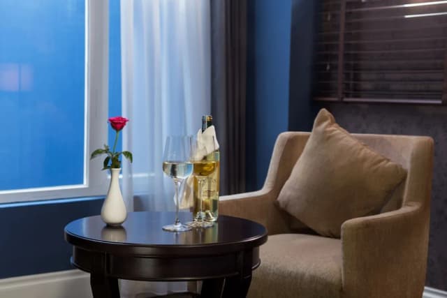 歐藝廊高級水療酒店-Premium Double Room With Window-2