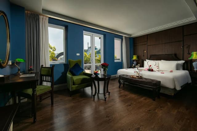歐藝廊高級水療酒店-Royal Suite with City View Free 02 Minibar Items, 04 Laundry Items Per Stay-2