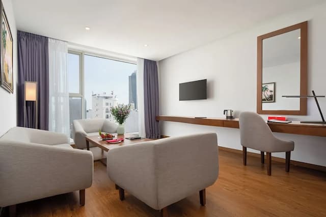 ロイヤル ロータス ホテル ダナン-Suite room with city view or sea view-12