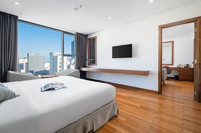 ロイヤル ロータス ホテル ダナン-Suite room with city view or sea view-2
