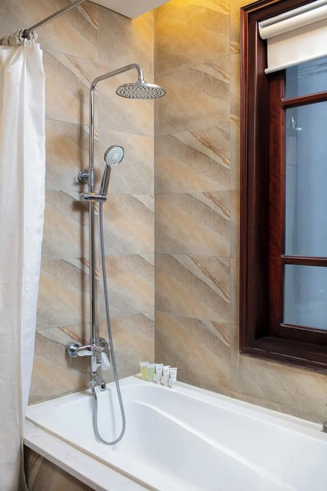 米多里旅館-行政雙人或雙床房-8