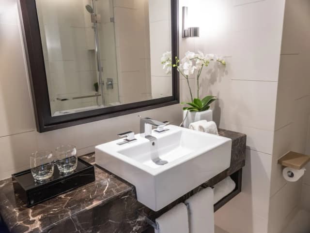 New World Saigon Hotel-Premier Room, 1 King Bed-5