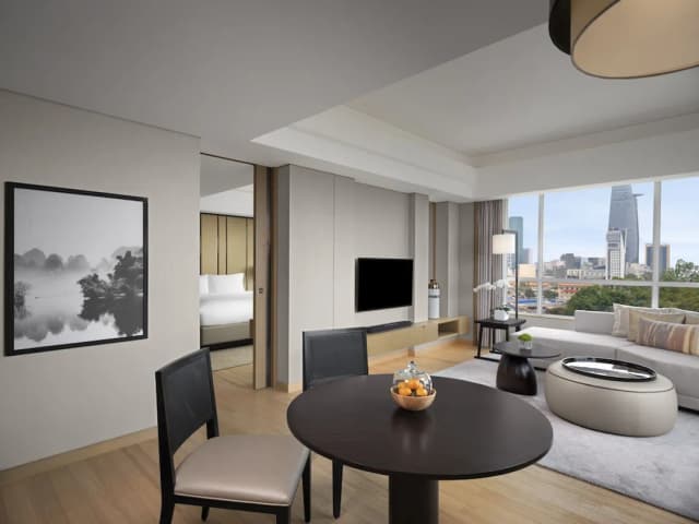 New World Saigon Hotel-Executive Suite, 1 King Bed-1
