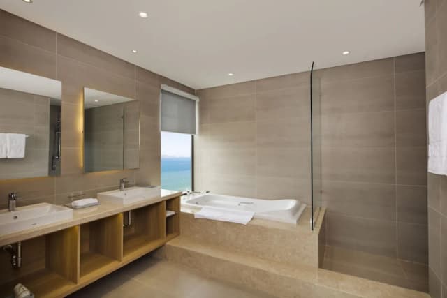 Nagar Hotel Nha Trang-Junior Suite Double Ocean View With Balcony-6
