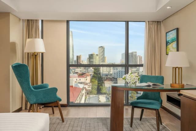 蜆港新東方酒店-Premier Deluxe Double/Twin with Bathtub-6