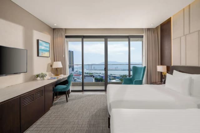 蜆港新東方酒店-Premier Double or Twin Room, River View & Balcony-3