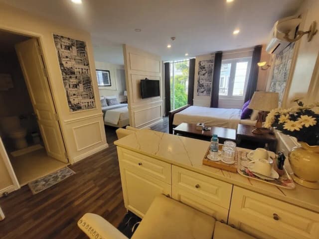 西貢夜晚豪華飯店-尊榮套房-13