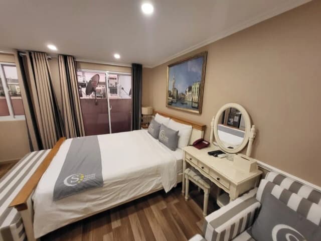 西貢夜晚豪華飯店-豪華客房, 陽台-2