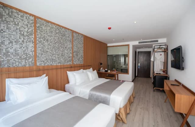 Majestic Premium Hotel-高级三人房-2