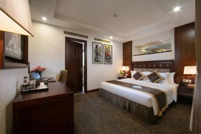 レックス ハノイ ホテル-Superior Room, 1 King Bed (no window)-1
