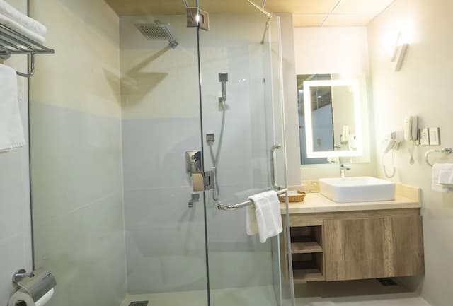 ロータス サイゴン ホテル-Executive Suite City View-7