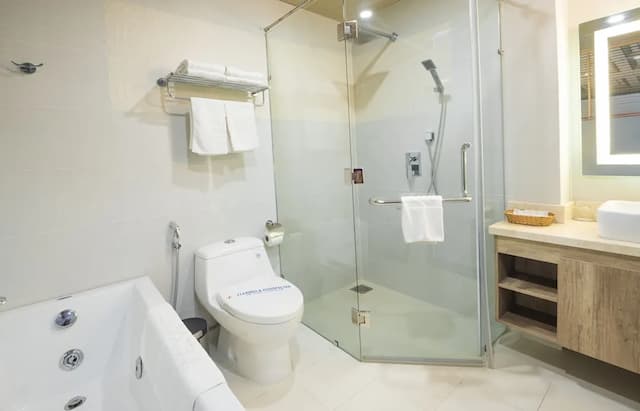 ロータス サイゴン ホテル-Executive Suite City View-8