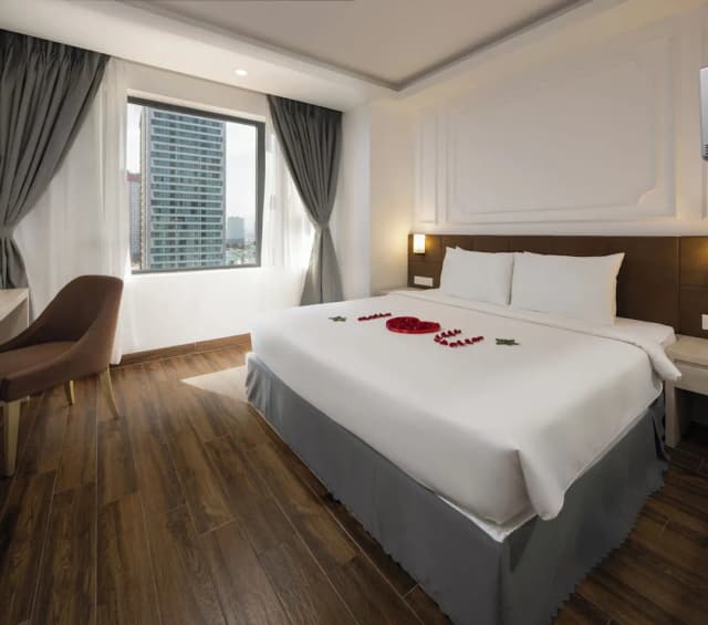 Hon Chong Retreat Hotel-Deluxe Double Room, City View-4
