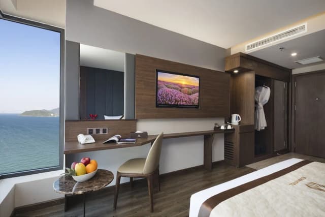 Vesna Hotel Nha Trang-华丽客房, 1 张大床, 海景-2