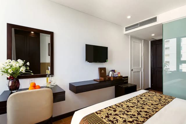 ゴールデン ライン ダナン ホテル-スーペリア ダブルルーム シービュー-3