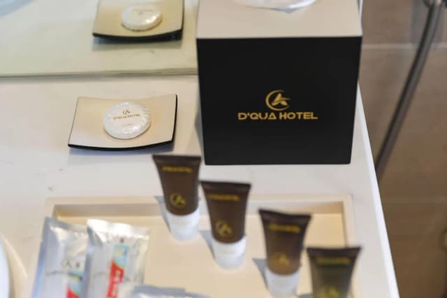 DQua Hotel = DQua 酒店-豪華雙床房, 城市景 (Free Hair Washing)-9