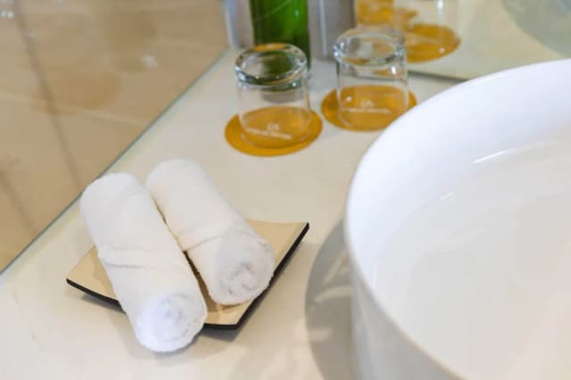 DQua Hotel = DQua 酒店-豪華雙床房, 城市景 (Free Hair Washing)-7