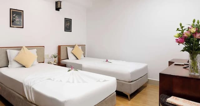 The Summer Hotel-Superior Double or Twin Room, Bathtub-6