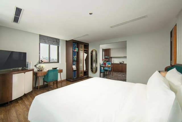 May De Ville Lakeside Hotel-客房, 连通房, 城市景观-2