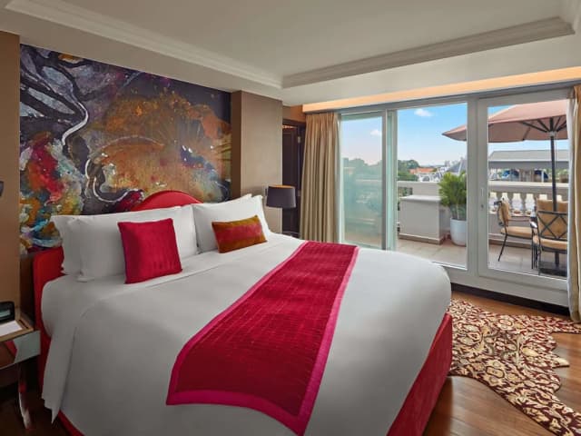 Hotel de l'Opera Hanoi - Mgallery-行政套房, 1 张特大床, 阳台 (Opera House View)-1