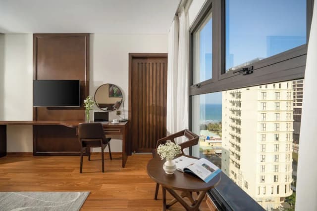 ゴールデンロータス ホテル ダナン-スイート 2 ベッドルーム シティビュー (Afternoon Tea Included)-3