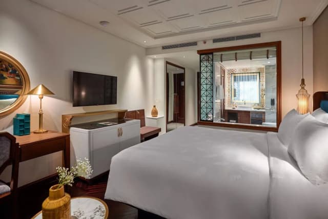 Peridot Grand Luxury Boutique Hotel-Premier Deluxe Double Room-2