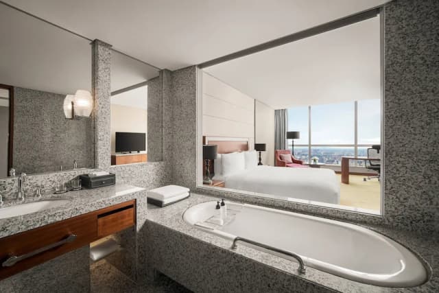 InterContinental Hanoi Landmark72 by IHG-Classic Room, 1 King Bed-6