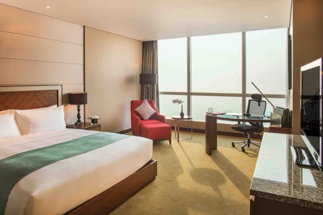 InterContinental Hanoi Landmark72 by IHG-Classic Room, 1 King Bed-2