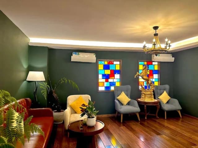 Happy Life Green Hotel-Family with Window-3
