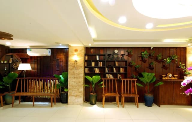 Happy Life Green Hotel-Panorama Suite with City view-7