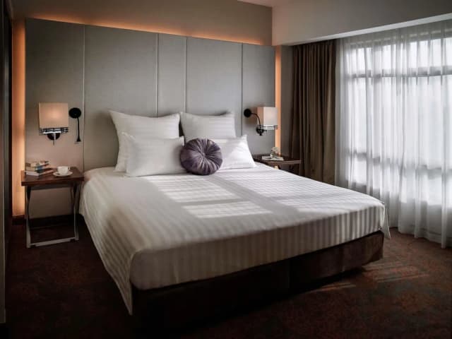 Pullman Hanoi Hotel-Executive Suite, 1 King Bed, Club Lounge Access-11