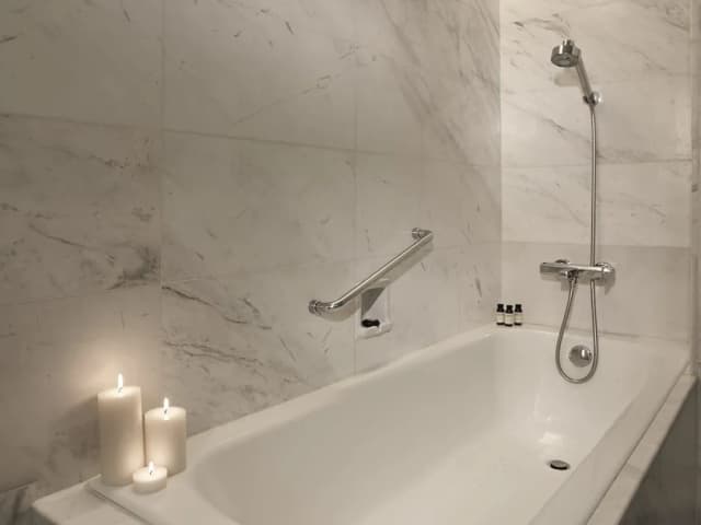 Pullman Hanoi Hotel-Executive Suite, 1 King Bed, Club Lounge Access-8