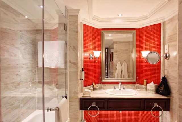 Sofitel Legend Metropole Hanoi-Opera wing, Premium room, Twin beds-3