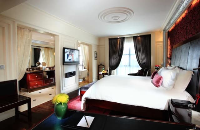 Sofitel Legend Metropole Hanoi-Opera wing, Grand Premium room with Club privileges and benefits, King bed-2