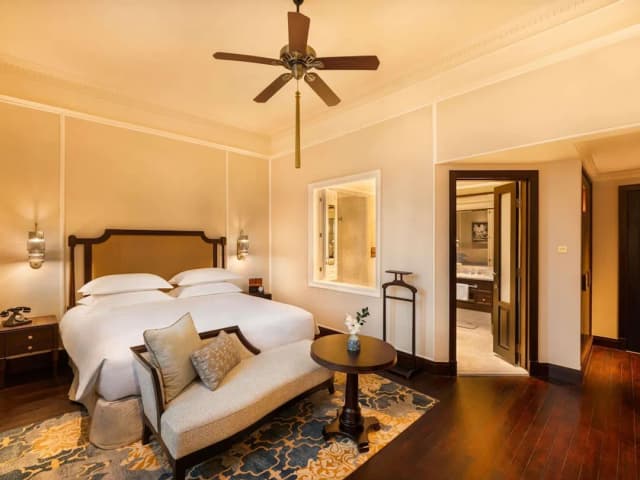 Sofitel Legend Metropole Hanoi-Heritage Wing, Grand Luxury Room with Metropole Privileges and Benefits, King Bed-2