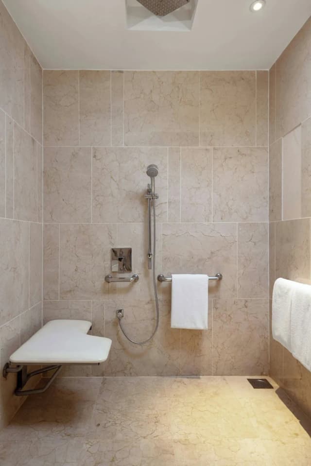 JW Marriott Hotel Hanoi-Deluxe Room, 1 King Bed, Non Smoking-6