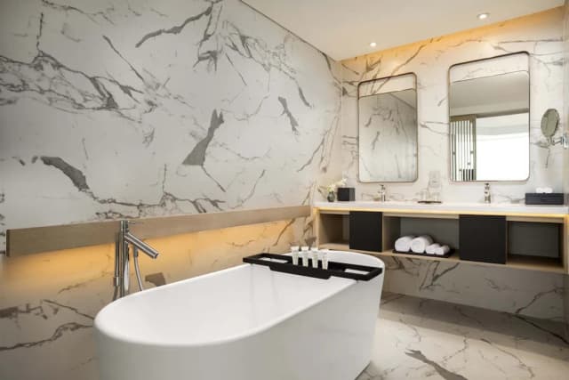 ラディソン ホテル ダナン-エグゼクティブ スイート オーシャンビュー コーナー (Lounge Access)-7