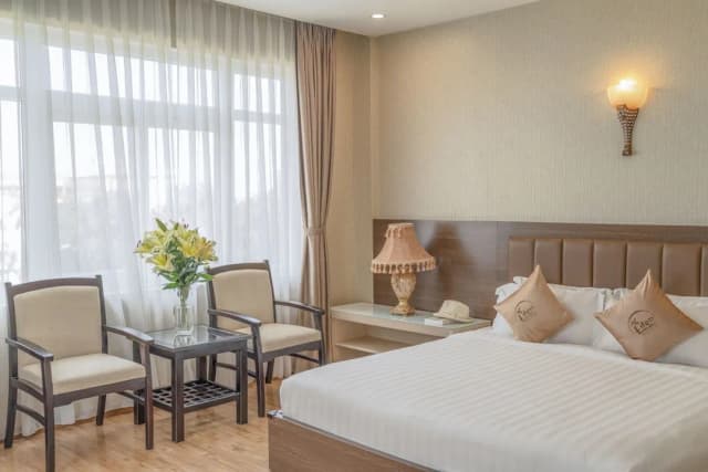 エデン プラザ ダナン-デラックス ルーム キングベッド 1 台-8