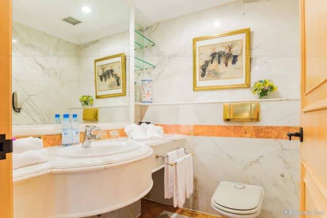 Hanoi Daewoo Hotel-Deluxe Suite-13