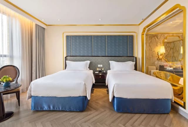 Dolce by Wyndham Hanoi Golden Lake-Executive Twin Room (Golden)-7