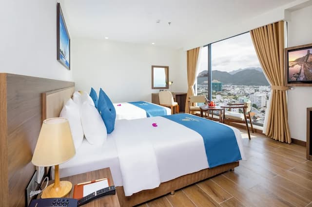 Miracle Luxury Hotel-Superior Double or Twin Room, City View-5