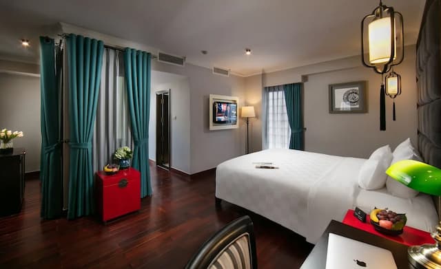 L’HÔTEL du LAC Hanoi-Premium Suite Balcony City View-1